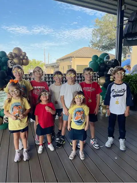 10k-Night_Kids-group